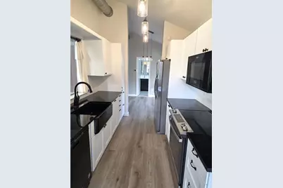 7122 Wood Hollow Drive #22, Austin, TX 78731 - Photo 9