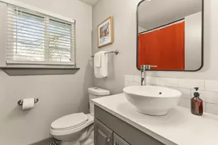 2418 Burleson Ct, Austin, TX 78741 - Photo 17