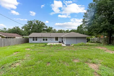 508 San Jacinto Drive, Rockdale, TX 76567 - Photo 31