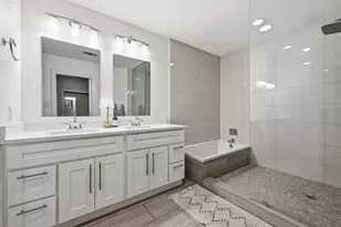 919 E 51st St, Austin, TX 78751 - Photo 15