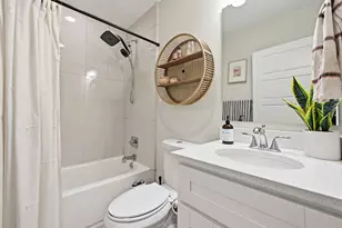 919 E 51st St, Austin, TX 78751 - Photo 19