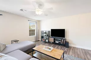 13016 Wedding, Manor, TX 78653 - Photo 7