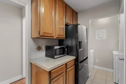 806 W 24th Street #326, Austin, TX 78705 - Photo 13
