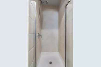 806 W 24th Street #326, Austin, TX 78705 - Photo 25