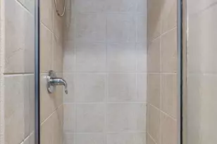 806 W 24th St, Austin, TX 78705 - Photo 25