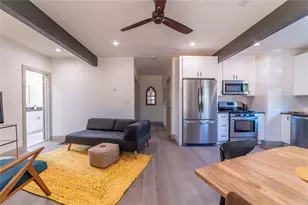 3007 E 14 1/2 St, Austin, TX 78702 - Photo 11