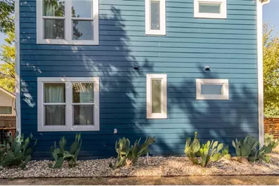3007 E 14 1/2 Street #Unit B, Austin, TX 78702 - Photo 25