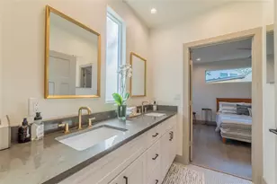 3007 E 14 1/2 St, Austin, TX 78702 - Photo 19