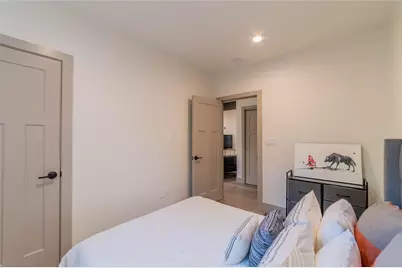 3007 E 14 1/2 Street #Unit B, Austin, TX 78702 - Photo 21