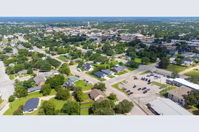 435 S Orange Street, Giddings, TX 78942 - Photo 35