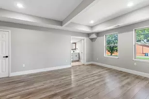 435 S Orange St, Giddings, TX 78942 - Photo 17