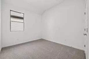 181 Hornet St, Elgin, TX 78621 - Photo 21