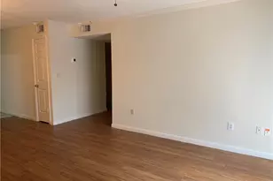 501 W 26th St, Austin, TX 78705 - Photo 3