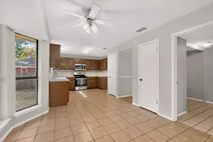 1219 Bell Rock Cir, Pflugerville, TX 78660 - Photo 5