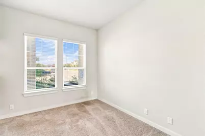 1056 Slight Street, New Braunfels, TX 78130 - Photo 11
