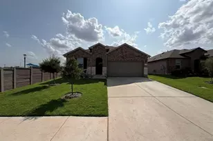 315 Belmont Pl, Lockhart, TX 78644 - Photo 1