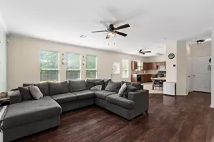 5921 Adair Dr, Austin, TX 78754 - Photo 9
