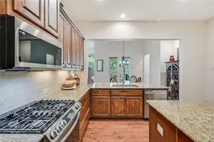 104 Rivalto Cir, Lakeway, TX 78734 - Photo 9