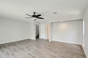 801 Grassy Knoll, Horseshoe Bay, TX 78657 - Photo 27