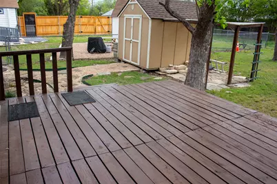 208 Shaw Street, Taylor, TX 76574 - Photo 23