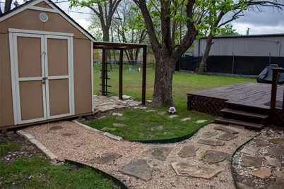 208 Shaw Street, Taylor, TX 76574 - Photo 27