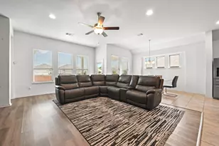 120 Scotsburg St, Hutto, TX 78634 - Photo 13