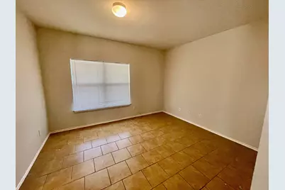 112 Cowboy Cove, Kyle, TX 78640 - Photo 17