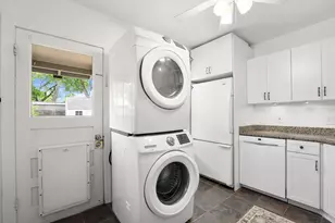 1504 Ullrich Ave, Austin, TX 78756 - Photo 9