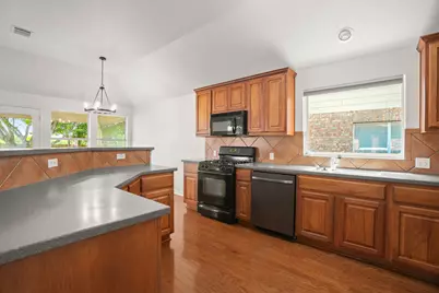 2206 Hayfield Square, Pflugerville, TX 78660 - Photo 11
