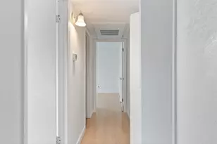 1010 N Bird Creek Dr, Austin, TX 78758 - Photo 9