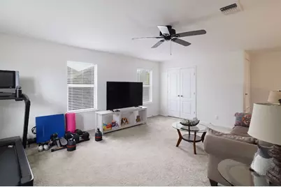 8716 Panadero Drive, Austin, TX 78747 - Photo 17