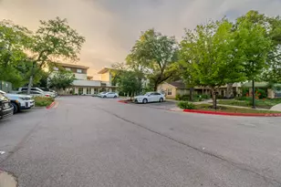 6700 Menchaca Rd Rd, Austin, TX 78745 - Photo 17