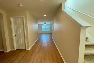 291 Gina Dr, Kyle, TX 78640 - Photo 3