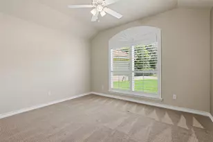 30107 Hamlet Cir, Georgetown, TX 78628 - Photo 27