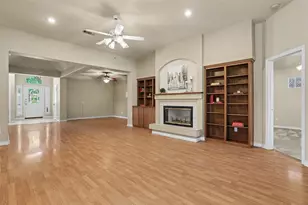 30107 Hamlet Cir, Georgetown, TX 78628 - Photo 9