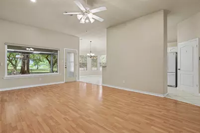 30107 Hamlet Circle, Georgetown, TX 78628 - Photo 5