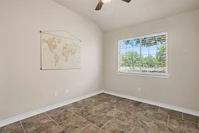 30107 Hamlet Circle, Georgetown, TX 78628 - Photo 25