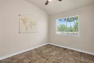 30107 Hamlet Cir, Georgetown, TX 78628 - Photo 25