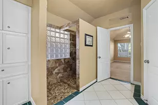 30107 Hamlet Cir, Georgetown, TX 78628 - Photo 23