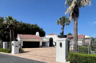 101 Far N Cir, Horseshoe Bay, TX 78657 - Photo 3