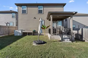 212 Katie Elder Dr, Jarrell, TX 76537 - Photo 37
