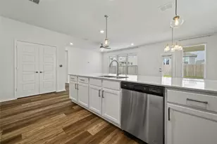 7712 Libretto Ln, Austin, TX 78744 - Photo 11