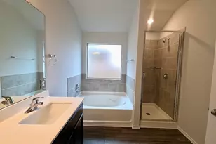 1828 T H Johnson Dr, Taylor, TX 76574 - Photo 11