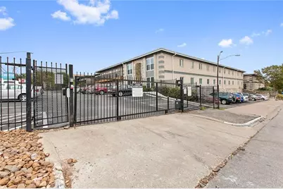 2401 Manor Road #216, Austin, TX 78722 - Photo 13