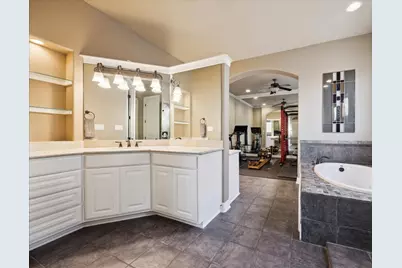 613 Horseback Hollow, Austin, TX 78732 - Photo 11