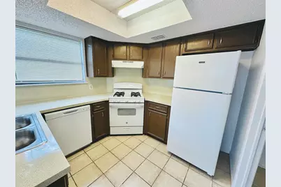 1002 Ridgemont Street, Round Rock, TX 78664 - Photo 11