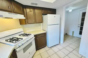 1002 Ridgemont St, Round Rock, TX 78664 - Photo 15