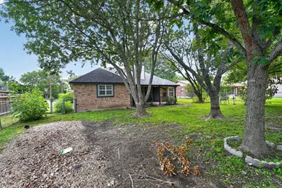 102 Hummingbird Lane, Lockhart, TX 78644 - Photo 29
