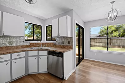2300 Dowd Lane, Austin, TX 78728 - Photo 19