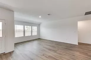 2000 Gilmer Wy, Leander, TX 78641 - Photo 5